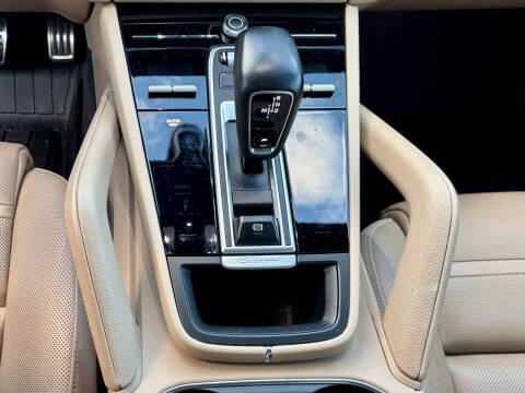 2019 Porsche Cayenne S