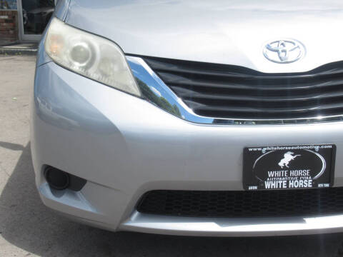 2011 Toyota Sienna