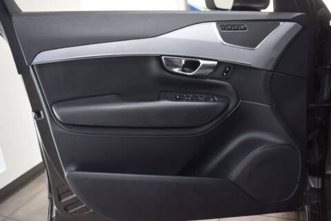 2018 Volvo XC90 T5 Momentum 7-Passenger