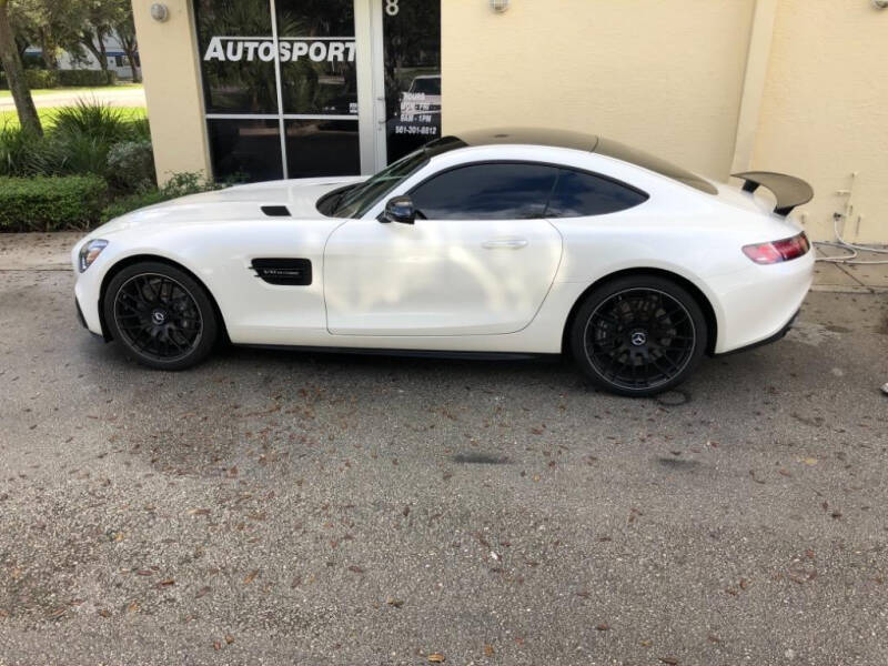 2017 Mercedes-Benz AMG GT