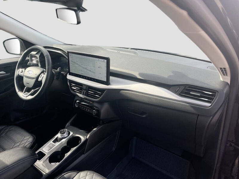 2024 Ford Escape Platinum