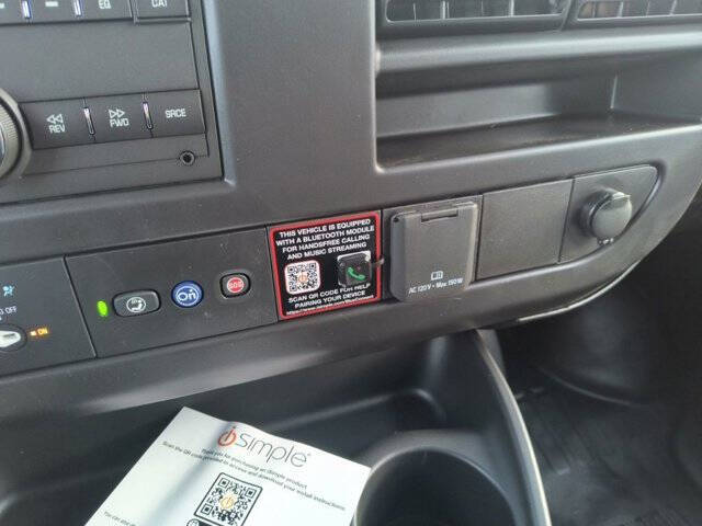 2025 Chevrolet Express 3500