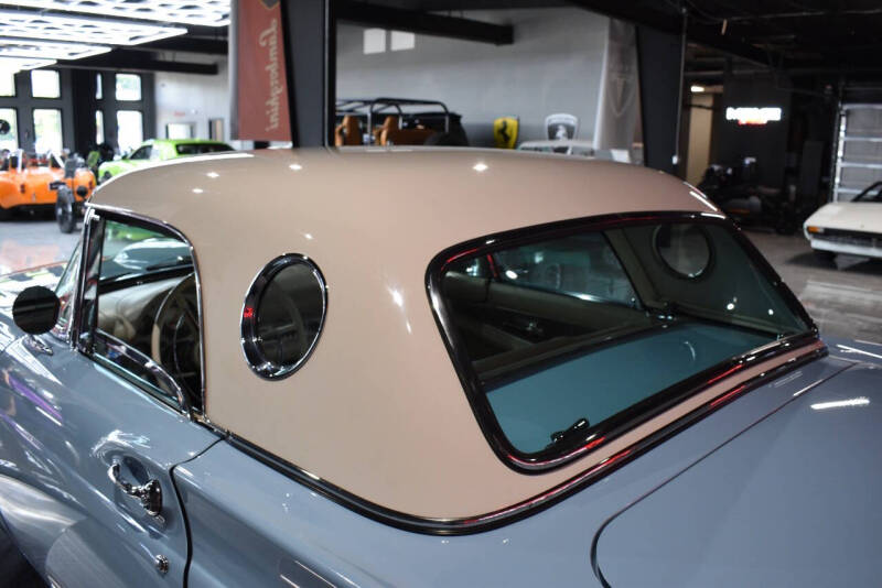 1957 Ford Thunderbird