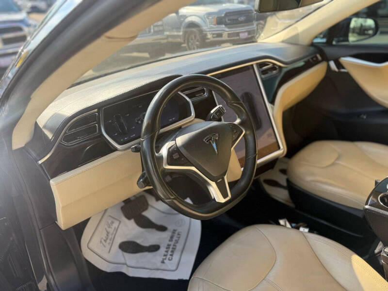 2013 Tesla Model S
