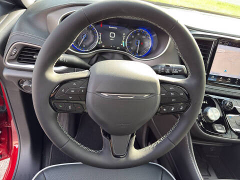 2027 Chrysler Pacifica Limited