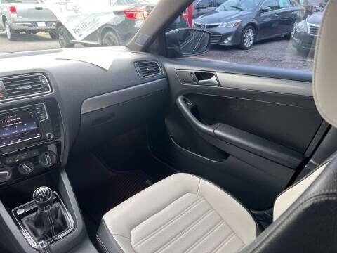 2016 Volkswagen Jetta 1.8T Sport