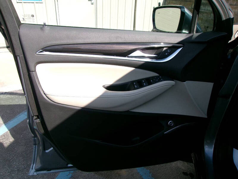 2021 Buick Enclave Essence