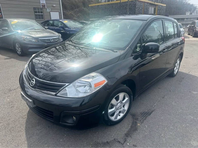 2012 Nissan Versa 1.8 SL