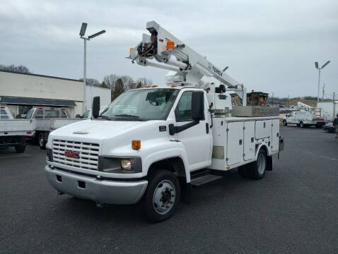 2007 GMC TopKick C5500 for sale at Nye Motor Company in Manheim PA