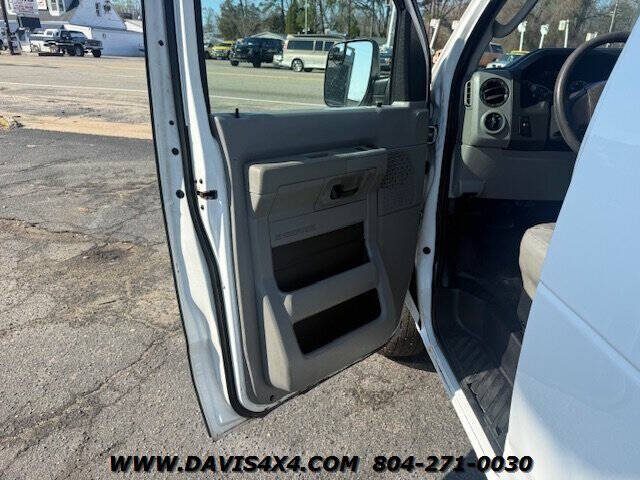 2011 Ford E-Series E-350 SD