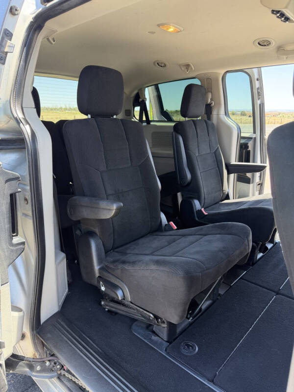 2011 Dodge Grand Caravan Express - Photo 15