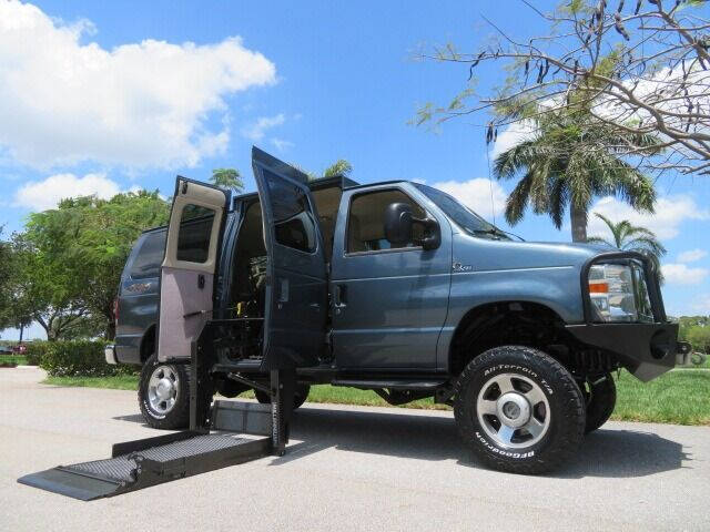 2013 Ford E-Series E-150 XLT