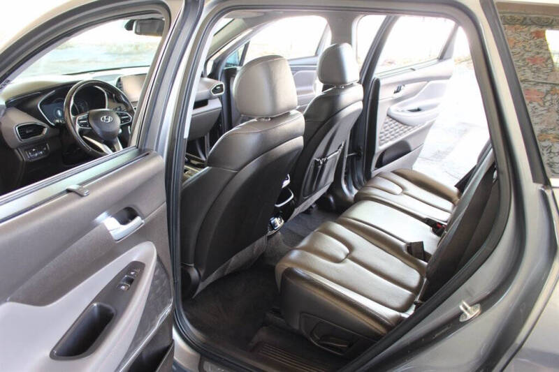 2019 Hyundai Santa Fe Ultimate 2.4L