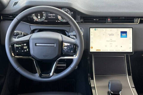 2026 Land Rover Range Rover Evoque P250 Dynamic SE