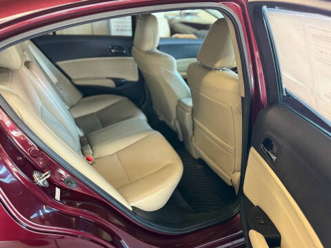 2016 Acura ILX w/Premium