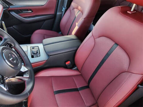 2025 Mazda CX-70 Plug-in Hybrid Premium Plus