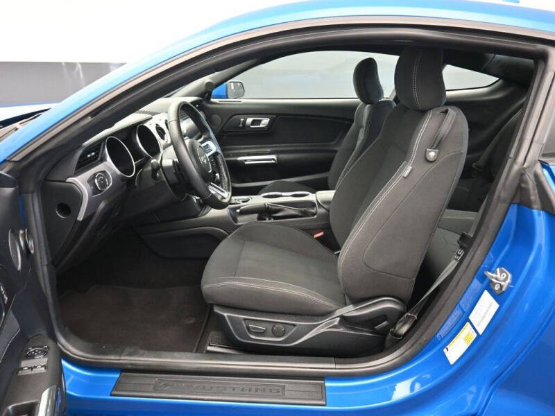 2020 Ford Mustang EcoBoost