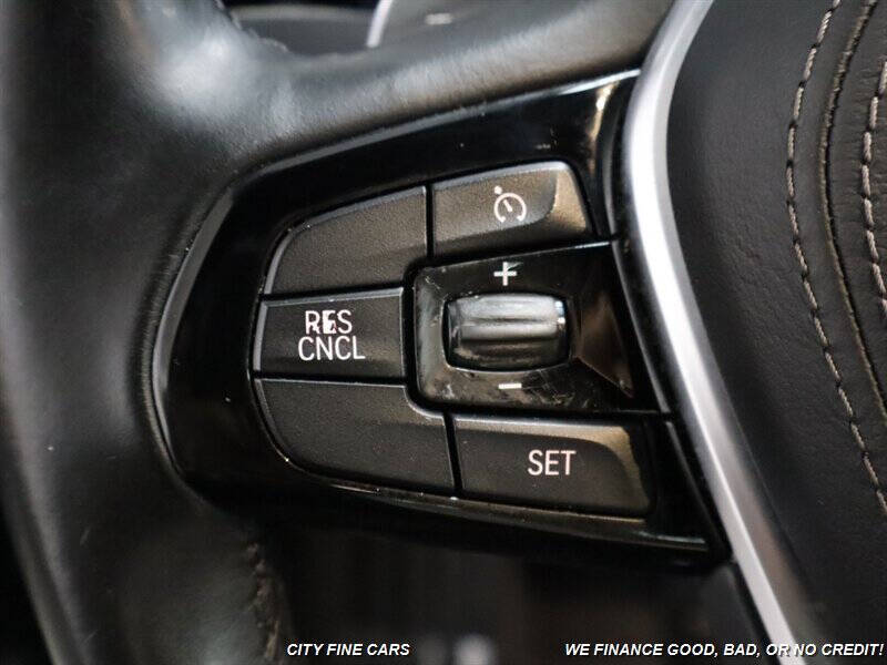 2019 BMW 5 Series 530e iPerformance