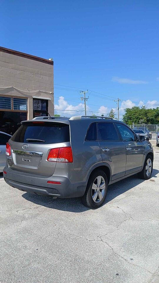 2012 Kia Sorento for sale at OUT SHINE AUTO SALES LLC in Port Charlotte, FL