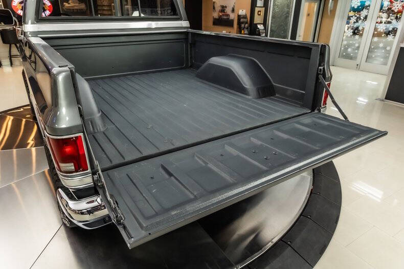 1987 Chevrolet R/V 10 Series