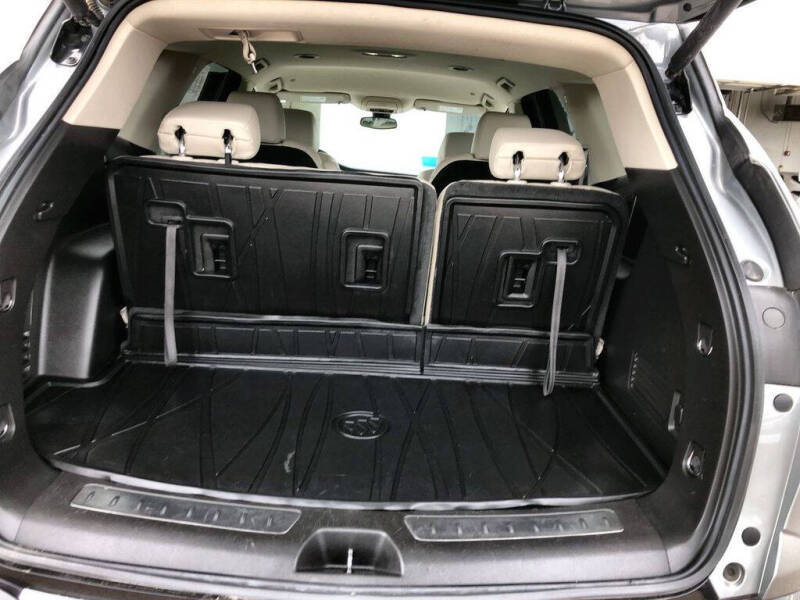 2023 Buick Enclave Essence