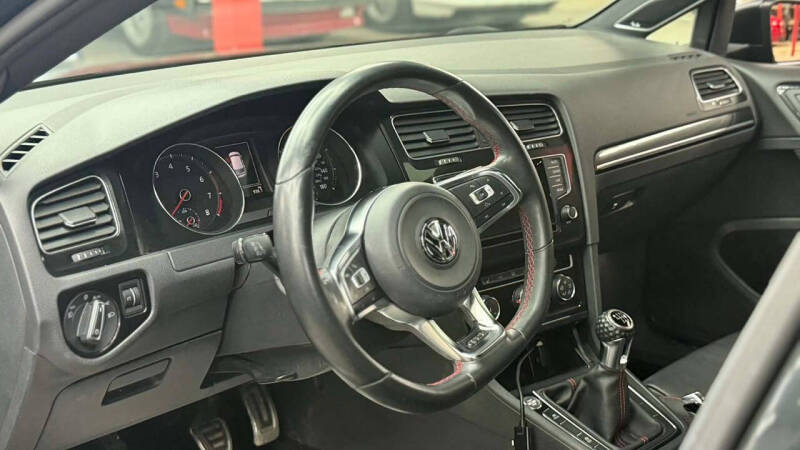 2015 Volkswagen Golf GTI S