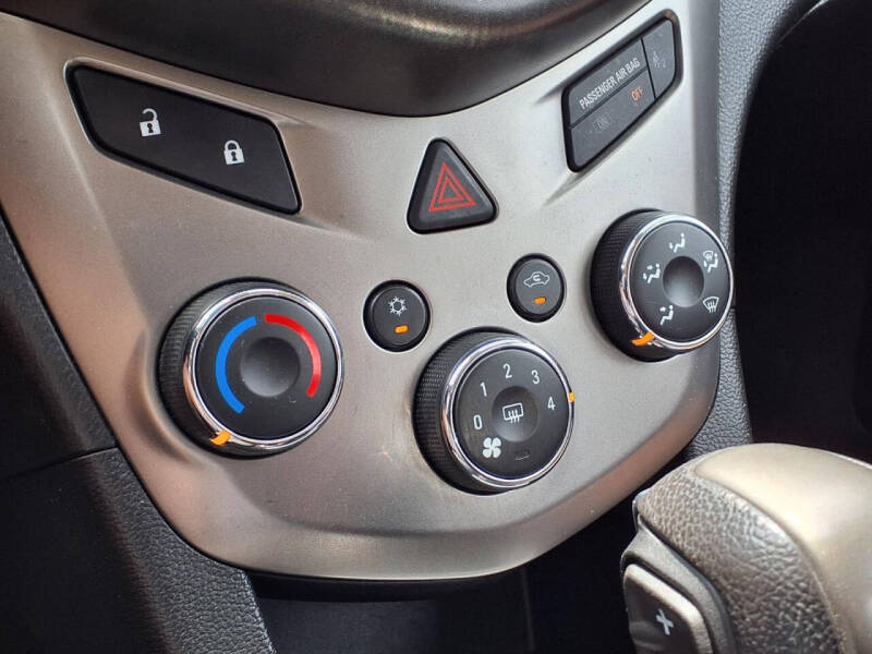 2013 Chevrolet Sonic LT Auto