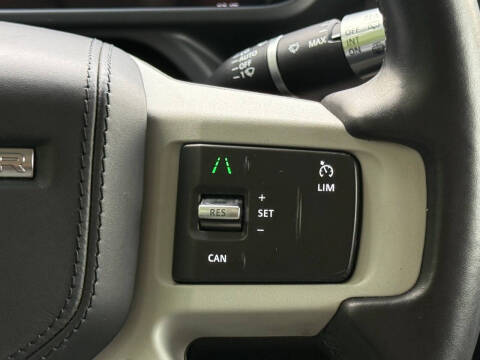 2020 Land Rover Defender 110 SE