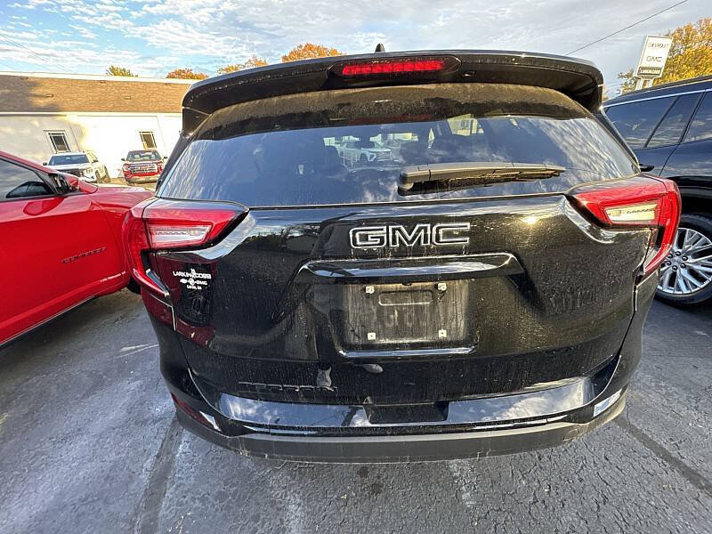 2022 GMC Terrain SLE