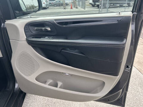 2017 Dodge Grand Caravan SXT