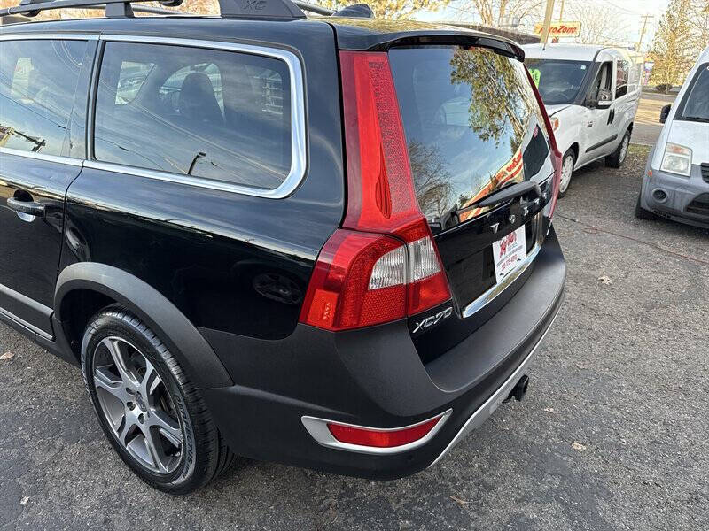 2013 Volvo XC70 T6 Premier Plus