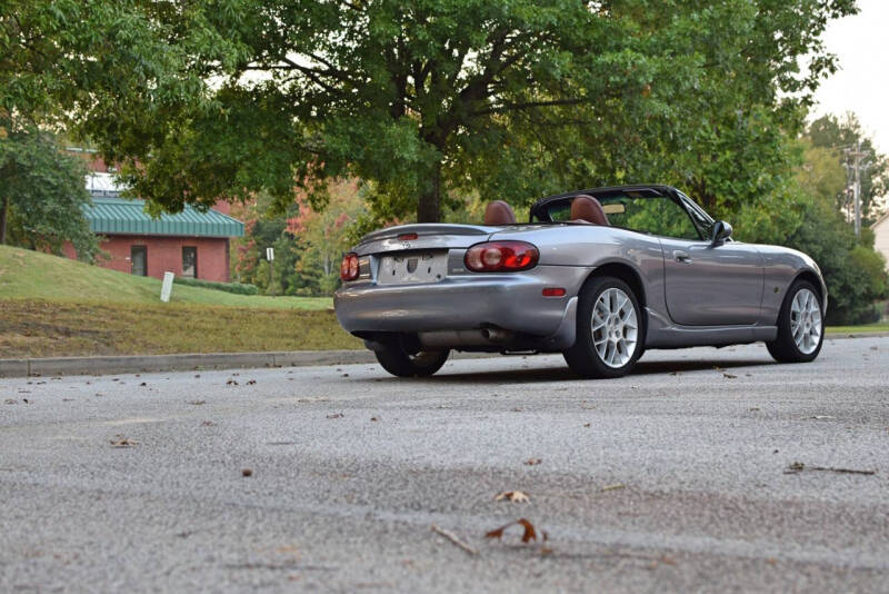 2002 Mazda Miata SE photo 25