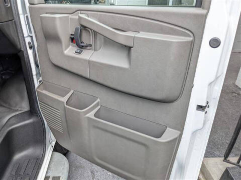 2024 GMC Savana 2500