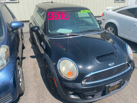 2011 MINI Cooper for sale at BELOW BOOK AUTO SALES in Idaho Falls ID