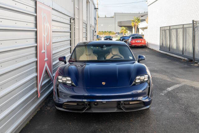 2020 Porsche Taycan 36
