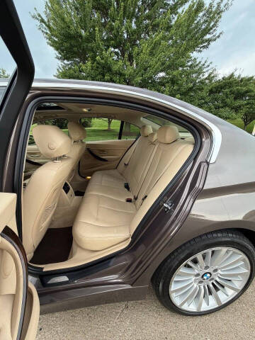 2012 BMW 3 Series 328i