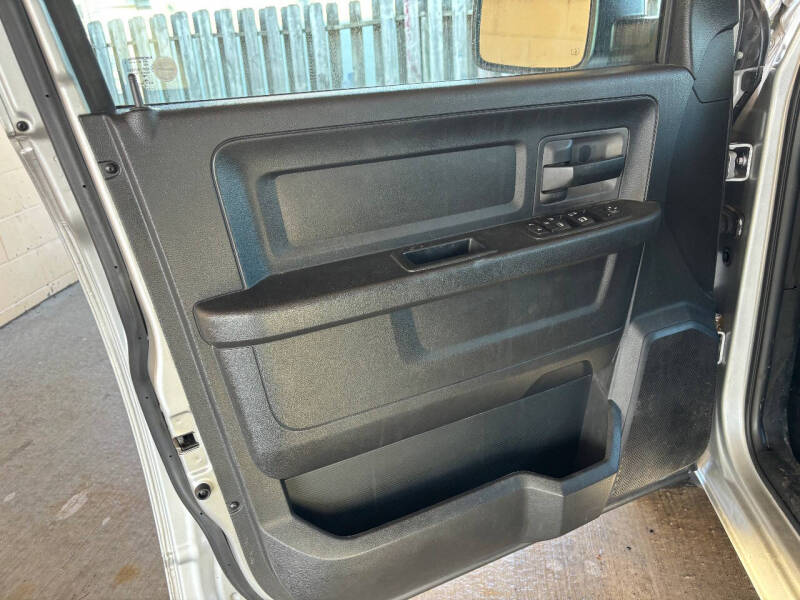 2017 RAM 1500 Express
