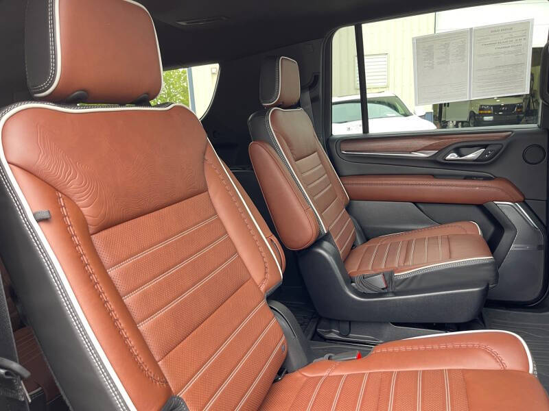 2023 GMC Yukon XL Denali Ultimate