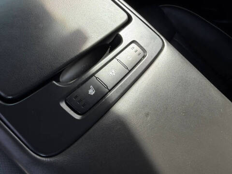 2016 Hyundai Genesis