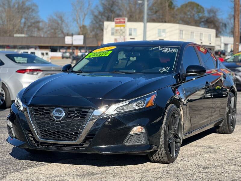 2019 Nissan Altima for sale at Apex Knox Auto in Knoxville TN