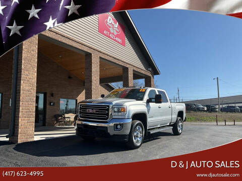 2015 GMC Sierra 2500HD for sale at D & J AUTO SALES in Joplin MO