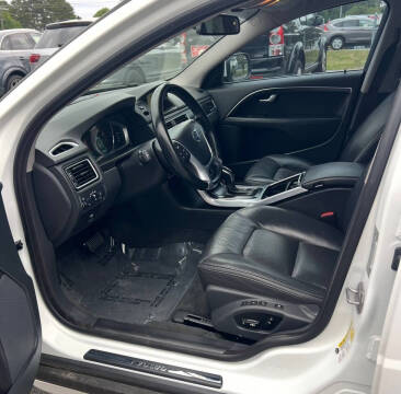 2014 Volvo XC70 T6 Premier Plus