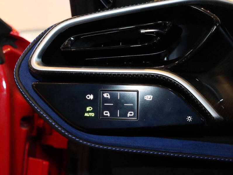 2023 Ferrari 296 GTS