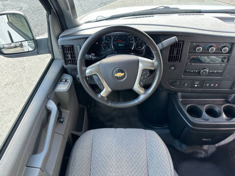 2019 Chevrolet Express 2500