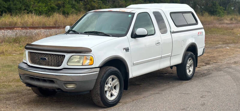 2003 Ford F-150 XLT photo 3