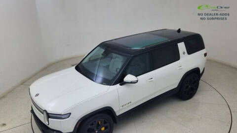 2025 Rivian R1S Ascend