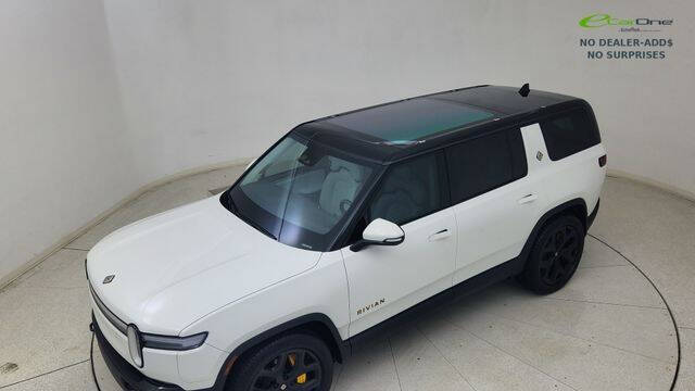2025 Rivian R1S Ascend