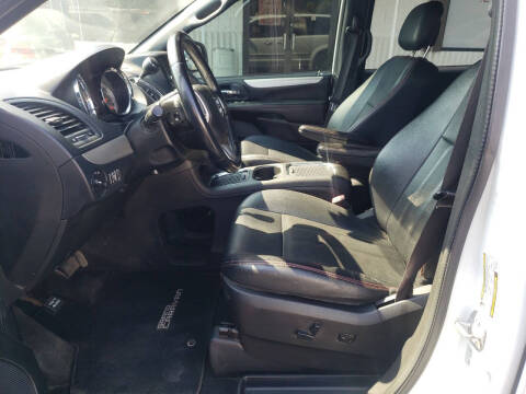 2016 Dodge Grand Caravan R/T