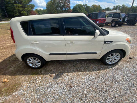2013 Kia Soul for sale at Good Wheels Auto Sales, Inc in Cornelia GA