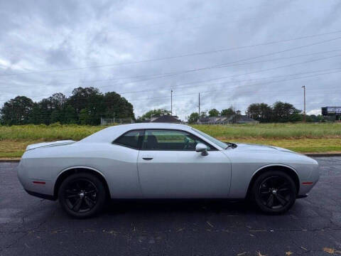 2021 Dodge Challenger SXT